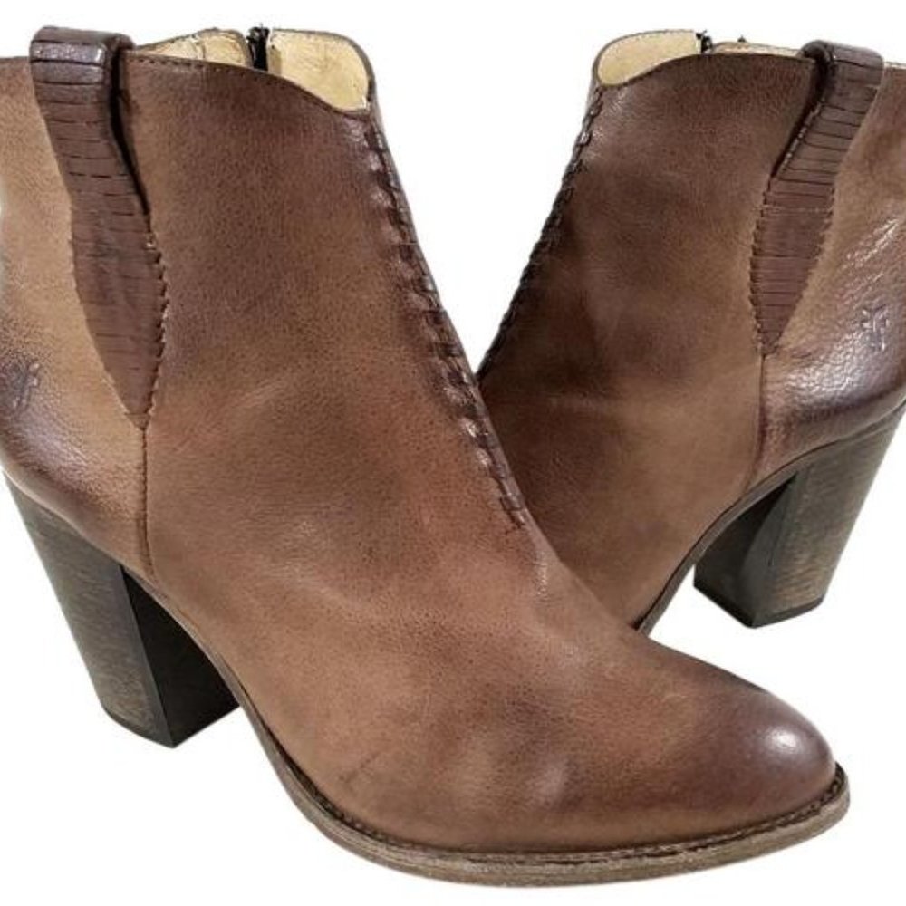 FRYE ILANA WHIPSTITCH DISTRESSED WESTERN COWBOY COGNAC ANKLE BOOTS BOOT 6.5 BOX - Picture 5 of 16